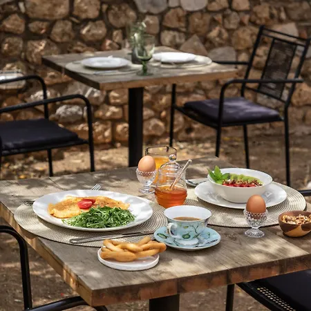 Korona Boutique * Étilo