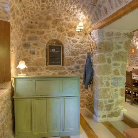 Korona Boutique Apartamento Étilo