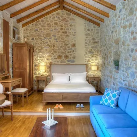 Korona Boutique * Oitilon