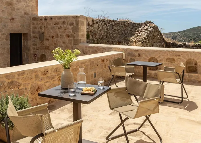 Korona Boutique Itylo