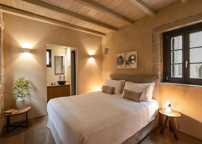 Korona Boutique Οίτυλο